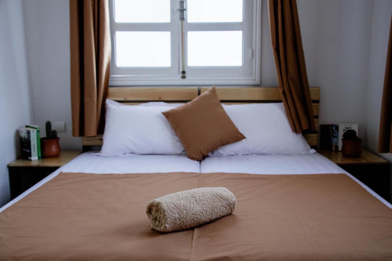 Mouja Surf Camp Hostel ทากาเซาท์ ภายนอก รูปภาพ